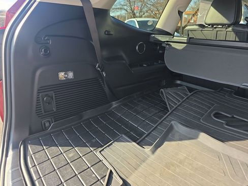 Used 2024 Subaru Ascent Touring AWD/4WD image 14