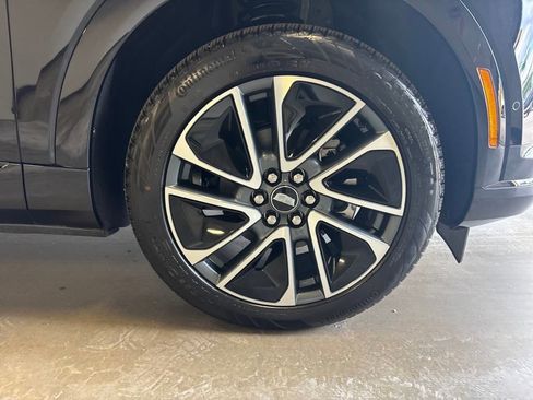 New 2025 Cadillac Optiq Sport 1 image 23