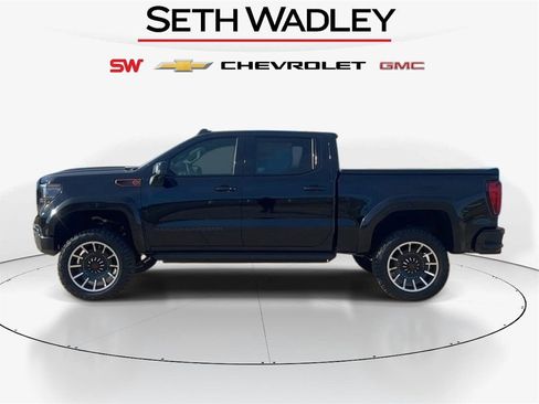 Used 2024 GMC Sierra 1500 AT4 w/ Technology Package image 4