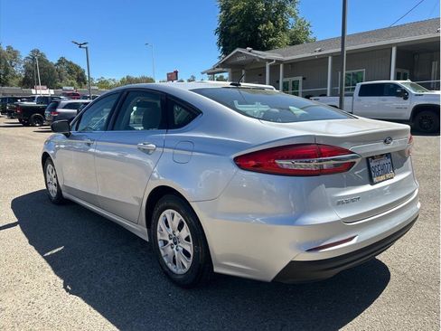 Used 2019 Ford Fusion S FWD image 5