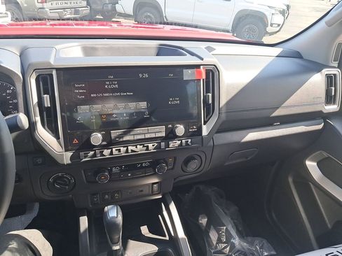 New 2026 Nissan Frontier SV w/ All-Weather Content Package AWD/4WD image 20