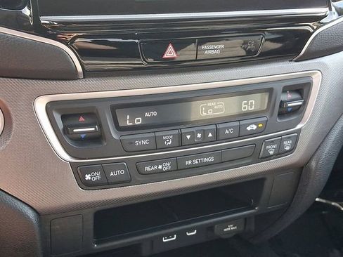 Certified 2024 Honda Ridgeline Sport image 15