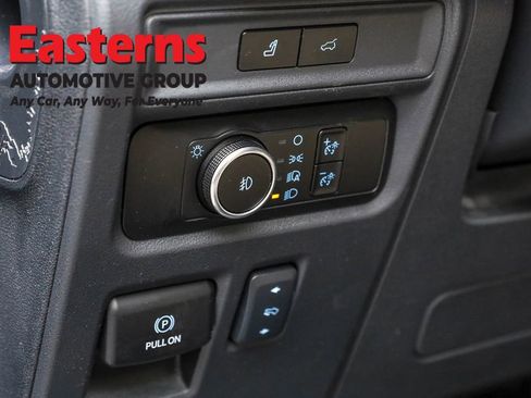 Used 2023 Ford Expedition Limited image 21