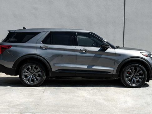 Used 2021 Ford Explorer ST w/ Equipment Group 401A AWD/4WD image 8