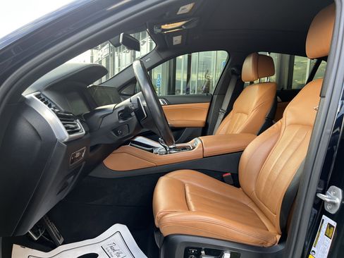 Used 2020 BMW X6 xDrive40i w/ M Sport Package image 11
