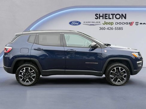Used 2019 Jeep Compass Trailhawk w/ Cold Weather Group AWD/4WD image 7
