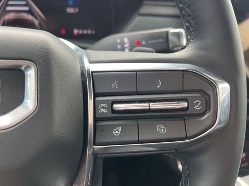 Used 2024 GMC Acadia Elevation w/ Trailering Package image 30