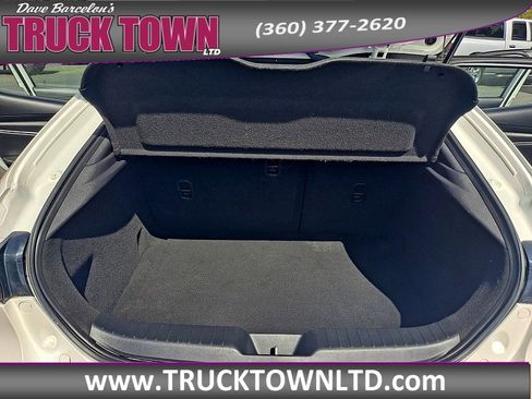 Used 2021 MAZDA MAZDA3 s FWD image 9