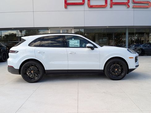 New 2026 Porsche Cayenne image 8