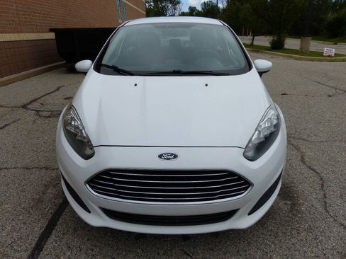 Used 2019 Ford Fiesta SE FWD image 13