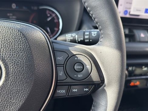 Used 2023 Toyota RAV4 XLE image 27