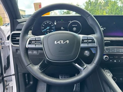 Used 2024 Kia Telluride SX Prestige w/ Towing Package AWD/4WD image 24