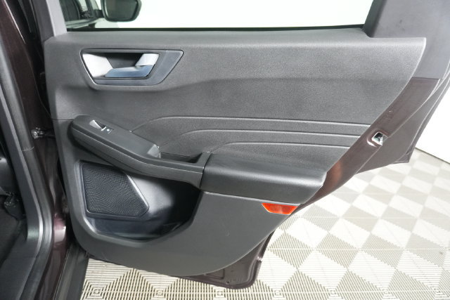 Used 2023 Ford Escape ST-Line w/ Tech Pack #1 AWD/4WD image 34