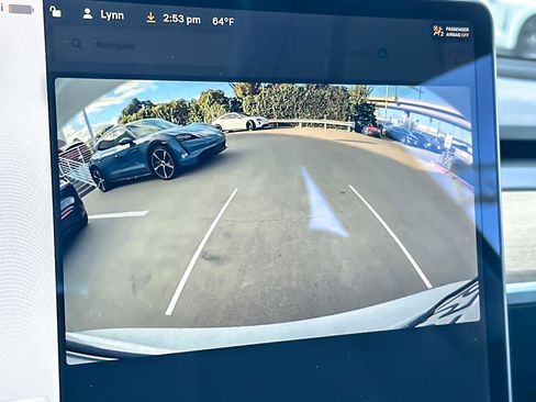Used 2019 Tesla Model 3 Long Range image 18