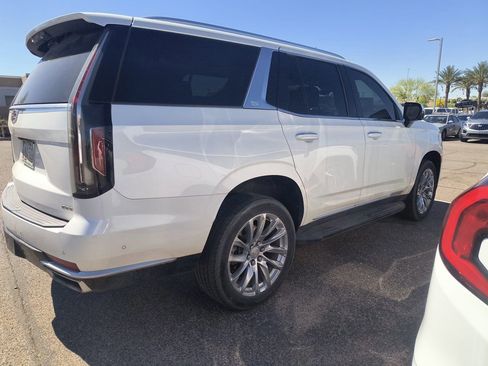 Certified 2021 Cadillac Escalade Premium Luxury w/ LPO, Illumination Package image 5