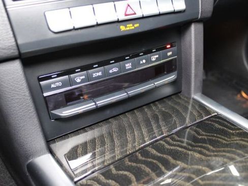 Used 2015 Mercedes-Benz E 350 4MATIC w/ Parking Assist Package image 20