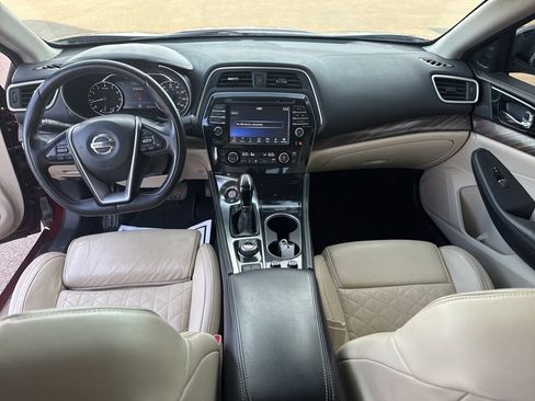 Used 2016 Nissan Maxima Platinum image 13