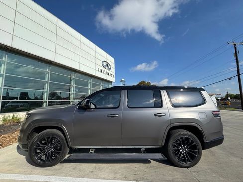 Used 2024 Jeep Grand Wagoneer Series II w/ Quick Order Packagew 28T image 2