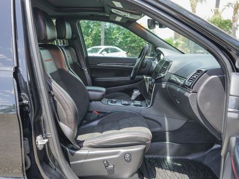 Used 2020 Jeep Grand Cherokee Trailhawk image 40
