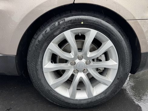 Used 2017 Land Rover Range Rover Sport HSE image 22