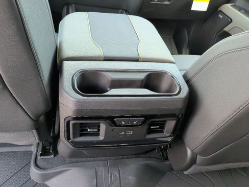 New 2026 Chevrolet Silverado 2500 ZR2 AWD/4WD image 41