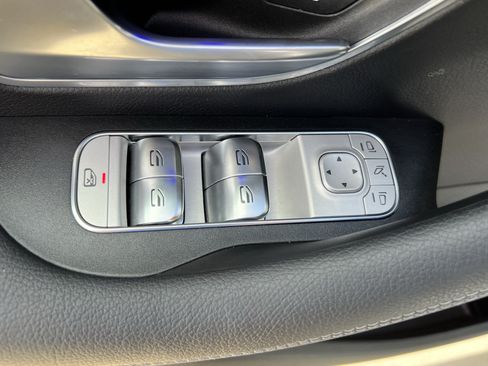Certified 2025 Mercedes-Benz GLE 350 4MATIC image 15