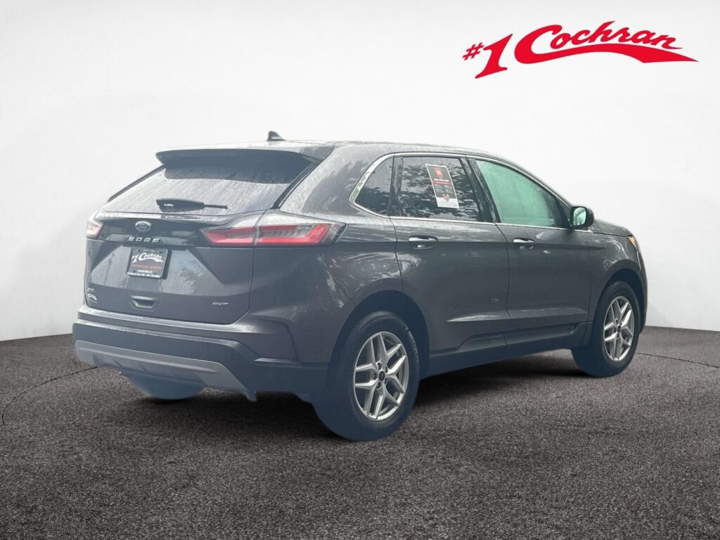 Used 2024 Ford Edge SEL AWD/4WD image 7
