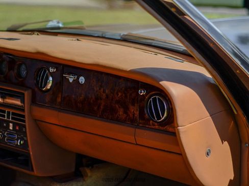 Used 1991 Rolls-Royce Silver Spur II image 22