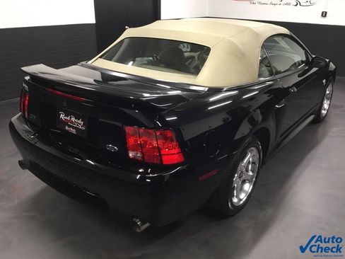 Used 2004 Ford Mustang GT image 22
