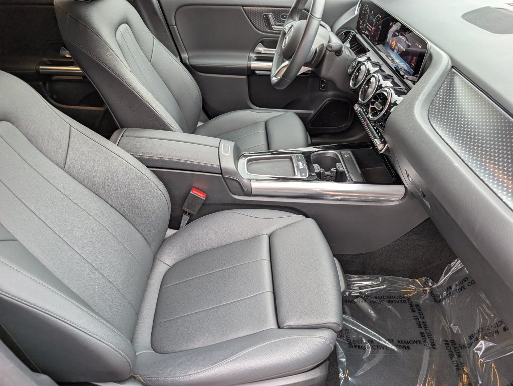 Used 2026 Mercedes-Benz GLA 250 4MATIC image 13