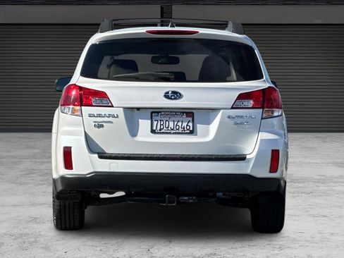 Used 2013 Subaru Outback 3.6R Limited image 5