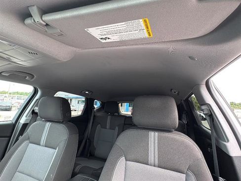 Used 2025 Chevrolet Blazer LT FWD image 27