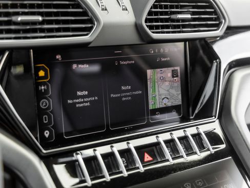 Used 2024 Lamborghini Urus S AWD/4WD image 29