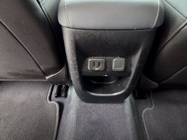 Used 2020 Chevrolet Colorado Z71 RWD image 15