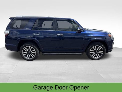 Used 2022 Toyota 4Runner Limited AWD/4WD image 9