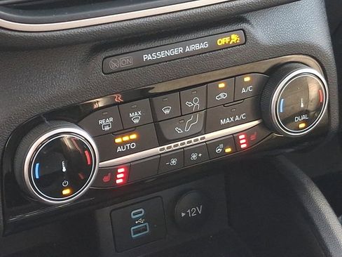 Used 2022 Ford Escape SEL w/ SEL Stealth AWD Package image 16