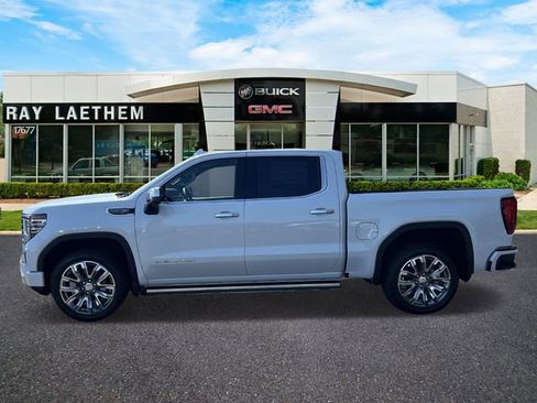 New 2026 GMC Sierra 1500 Denali image 2