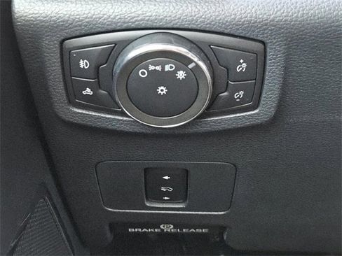 Certified 2022 Ford F250 Lariat w/ Chrome Package image 21