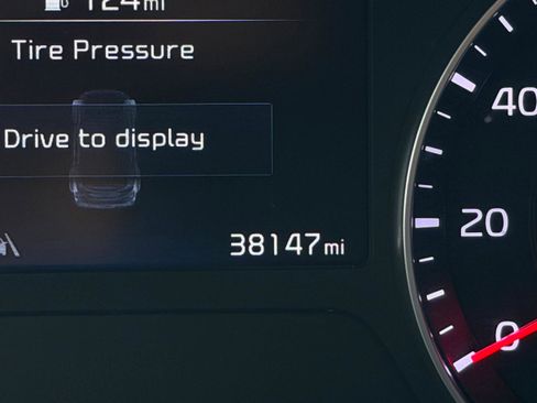 Used 2023 Kia Forte LXS image 17