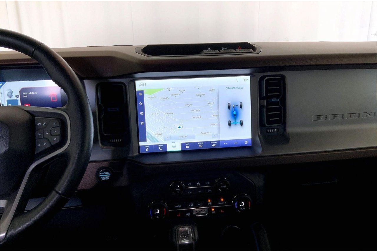 Used 2023 Ford Bronco Outer Banks AWD/4WD image 5