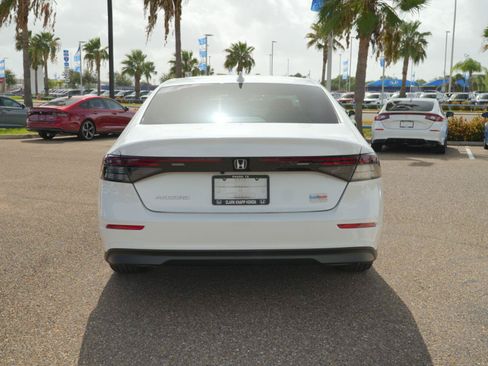 Used 2024 Honda Accord LX image 6