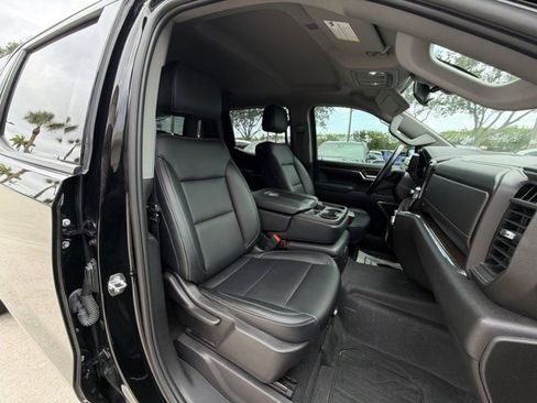 Certified 2024 GMC Sierra 1500 Elevation w/ LPO, Elevation Black Package RWD image 29