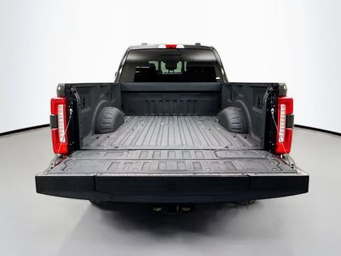 Used 2024 Ford F250 Lariat w/ Lariat Ultimate Package AWD/4WD image 28