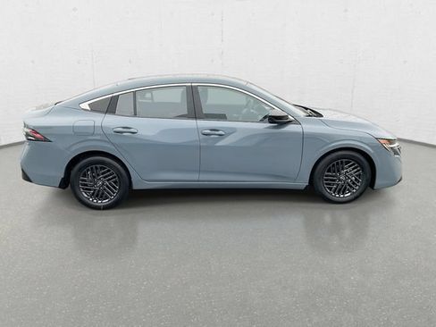New 2026 Nissan Sentra SV w/ SV Convenience Package FWD image 33