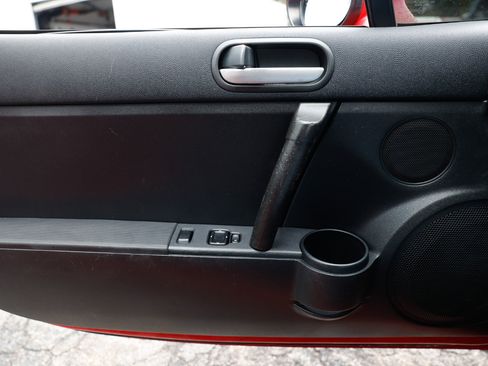 Used 2008 MAZDA MX-5 Miata Touring image 32