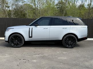 New 2025 Land Rover Range Rover SE video 2
