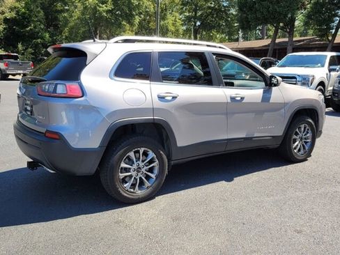 Used 2019 Jeep Cherokee Latitude Plus image 14