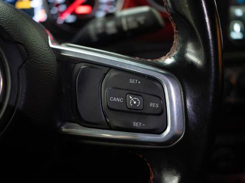 Used 2022 Jeep Wrangler Unlimited Rubicon AWD/4WD image 24