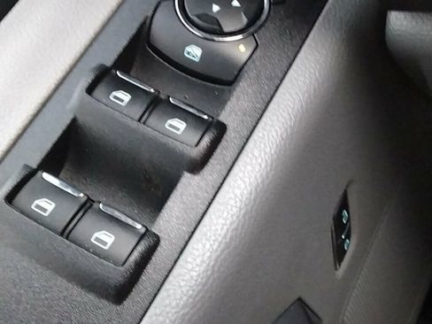 Used 2019 Ford F150 XLT image 24