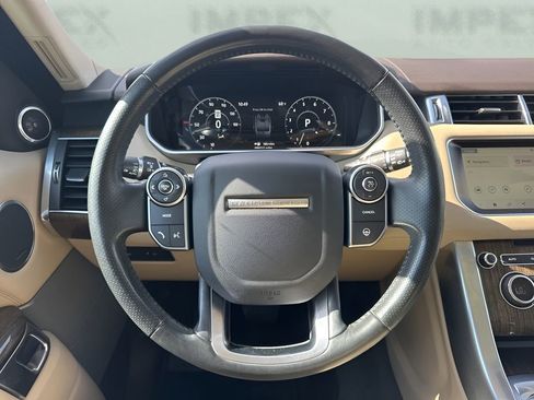 Used 2017 Land Rover Range Rover Sport HSE image 15